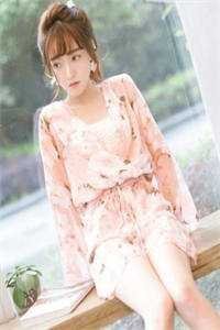 妻子让助理抱自己参会，我转身离开精修版