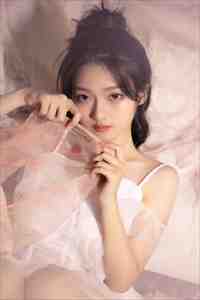 细雨洇湿青衫异常火爆