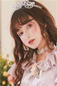 妈妈离婚后成钓系美强惨by