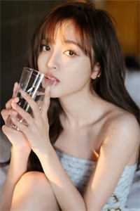 他权倾天下，却只宠她一人精彩