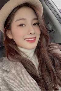 他权倾天下，却只宠她一人热门小说