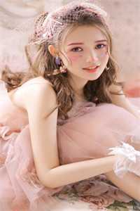 和死对头一点不清白！嘴都亲肿了完结文