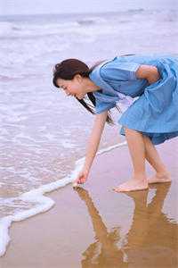 女友将我骗到黑工厂，却没想到厂长是我亲姐最新