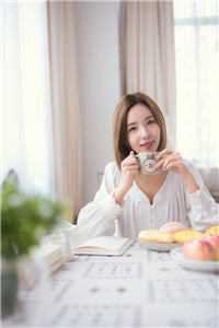 金丝雀飞走后，冷情霸总变疯批完结txt