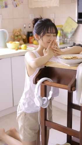 陷落京霓抖音热门